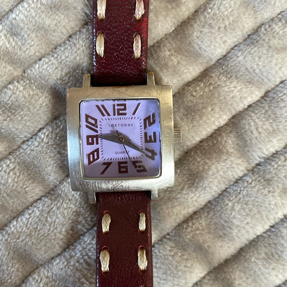 Tokyo Bay watch purple silver burgundy